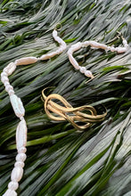 Load image into Gallery viewer, Hecate Cuff Gold