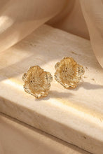 Load image into Gallery viewer, Poppy Studs Gold